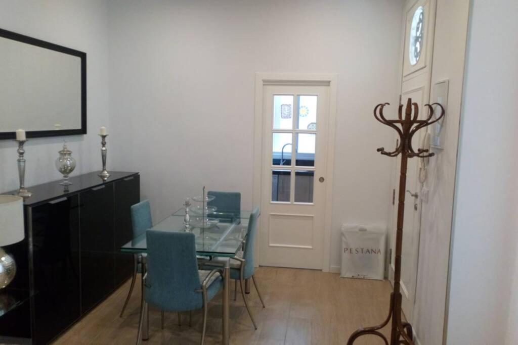 Apto Patio Andaluz. Maximo Confort Y Limpieza Cádiz Eksteriør bilde